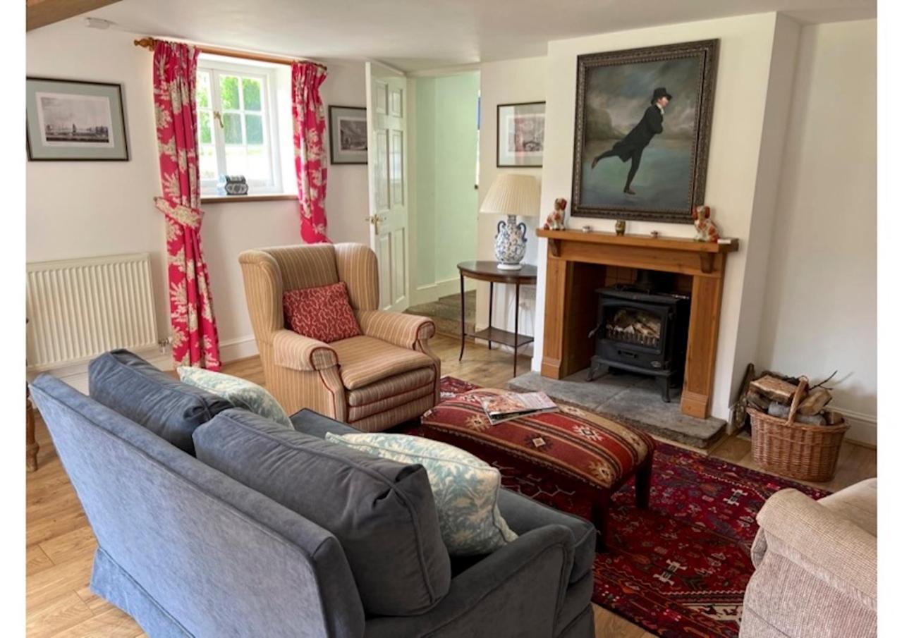 Holiday home Traditional Sleeps 4